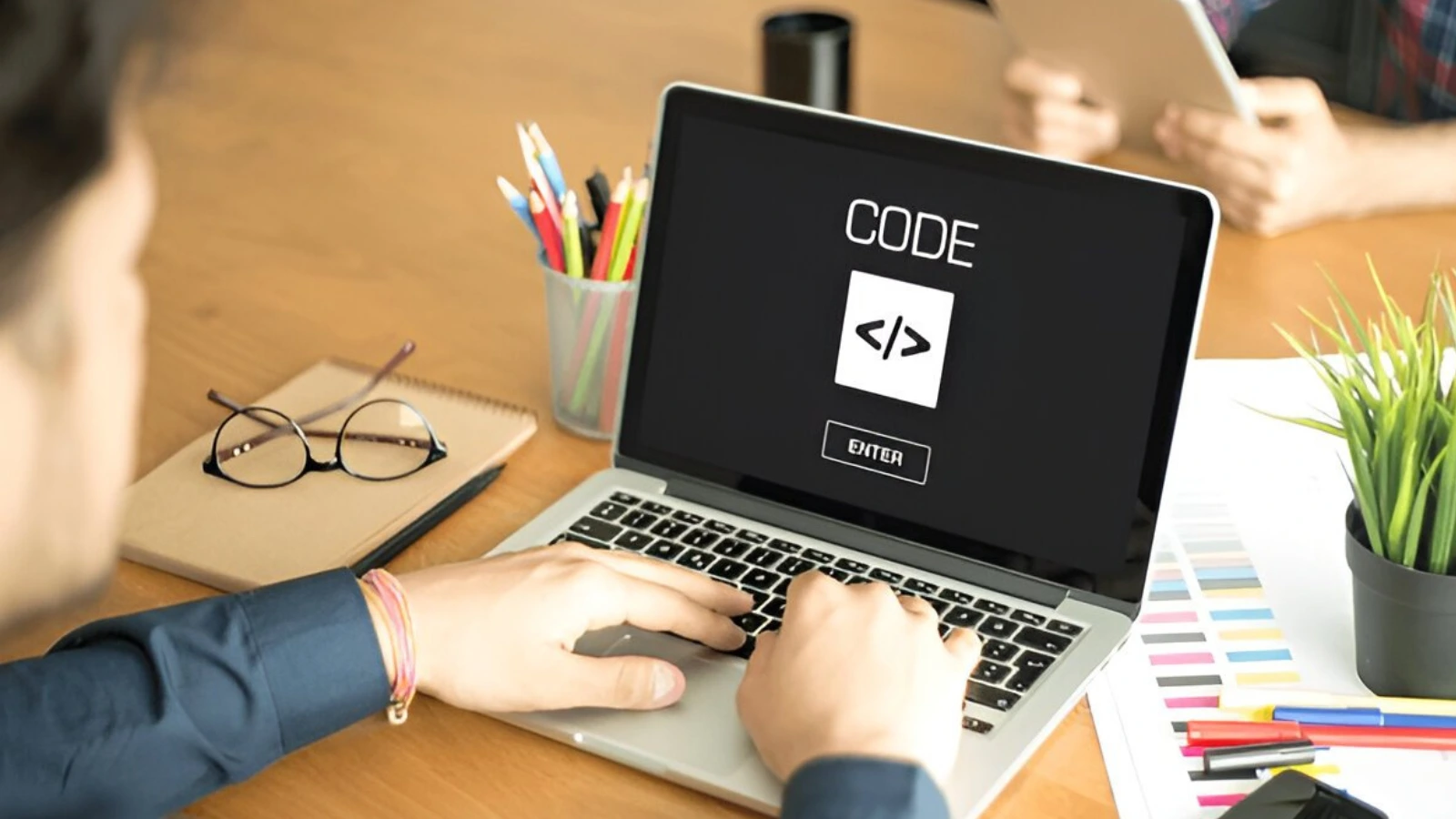 Why Businesses Are Turning to Low-Code No-Code Crafter for Legacy Modernization
